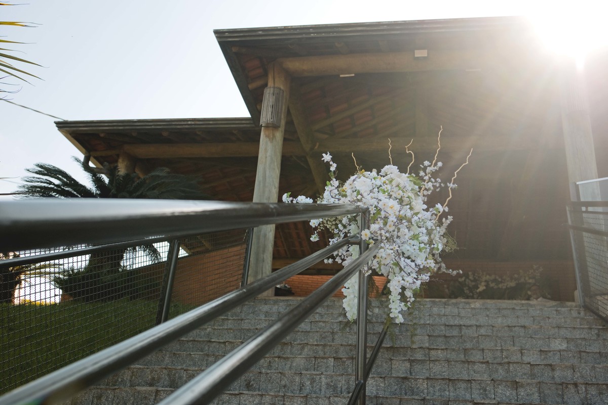 Fotos Casamento Itupeva SP Lagoa Santa Rita Eventos Casal Noivos Caroline e Kaue Casamento ao Ar Livre imagens pelo Fotografo Denis Silveira Especializado em Casamentos