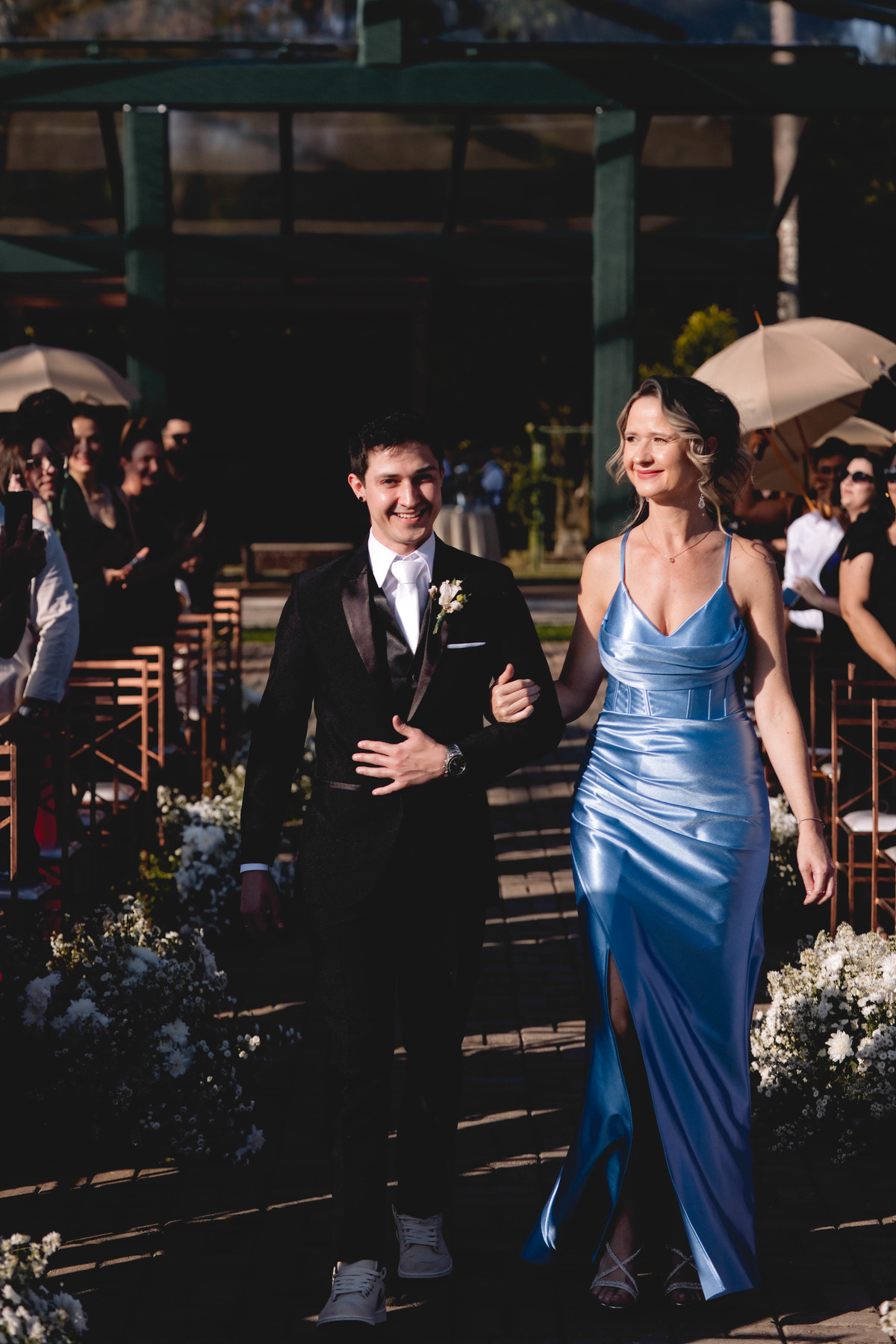 Fotos Casamento Itupeva SP Lagoa Santa Rita Eventos Casal Noivos Caroline e Kaue Casamento ao Ar Livre imagens pelo Fotografo Denis Silveira Especializado em Casamentos