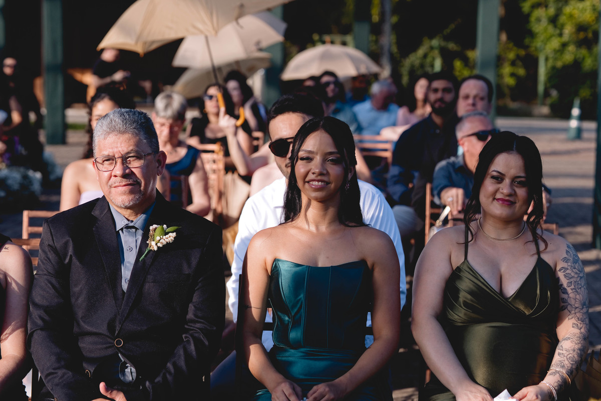 Fotos Casamento Itupeva SP Lagoa Santa Rita Eventos Casal Noivos Caroline e Kaue Casamento ao Ar Livre imagens pelo Fotografo Denis Silveira Especializado em Casamentos