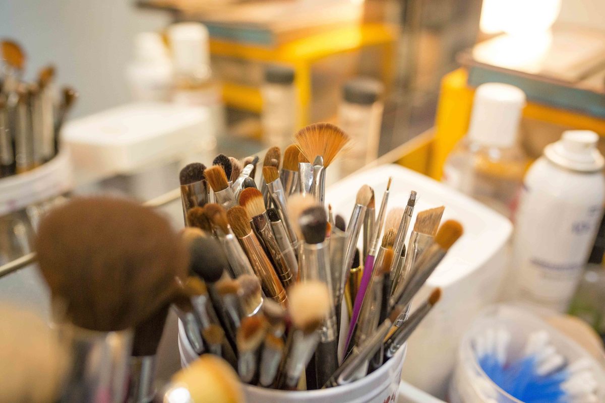 pinceis de maquiagem