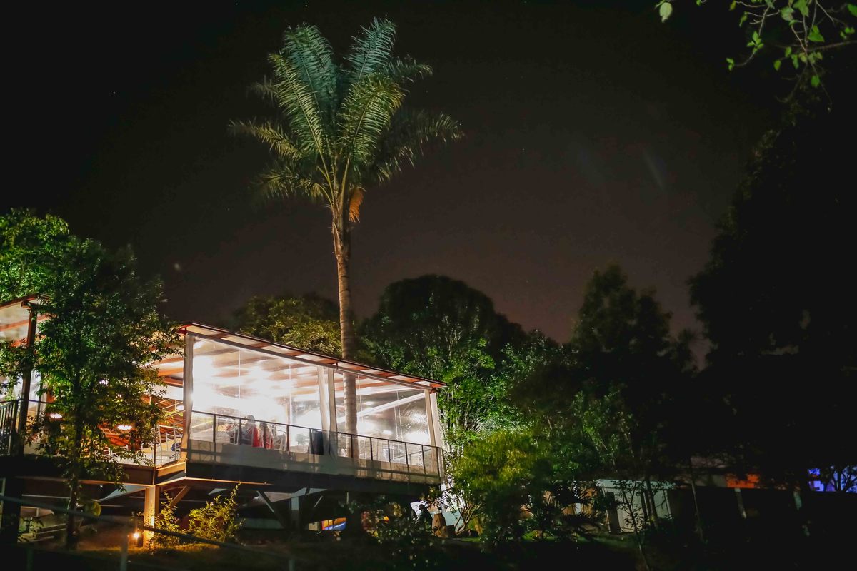 foto naturna de deck no espaço casa acoty em cotia sp