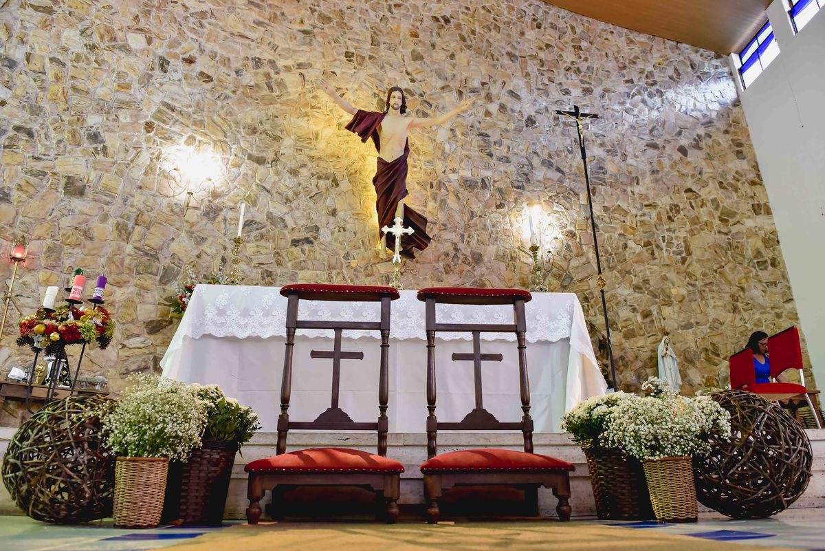 foto de altar de igreja