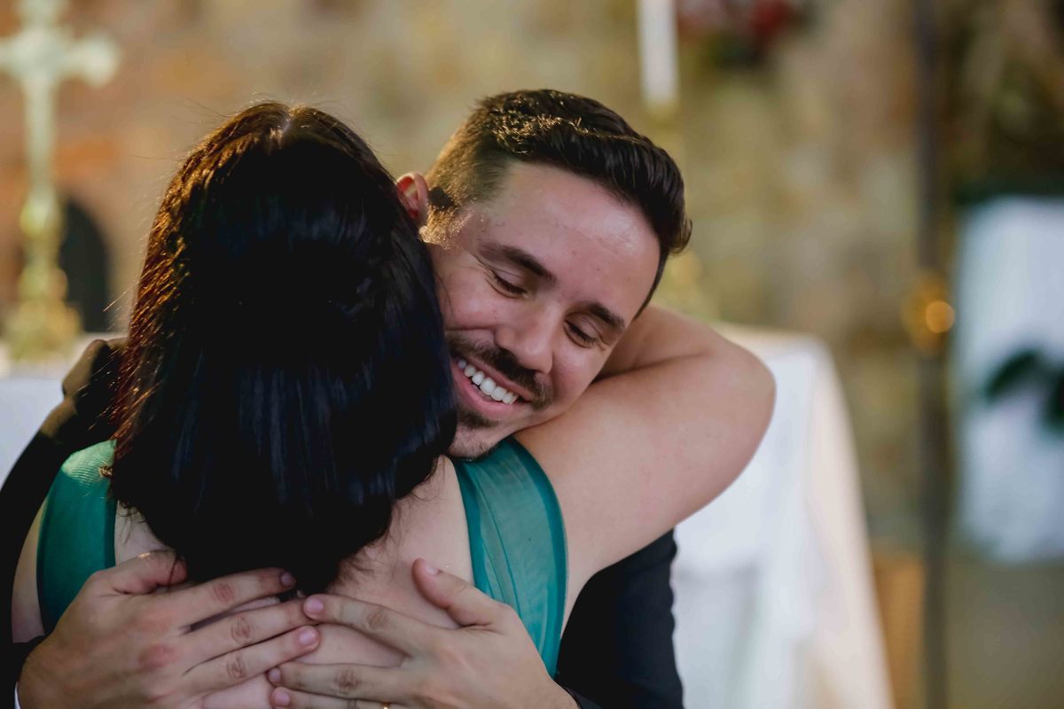 noivo marcus emocionado