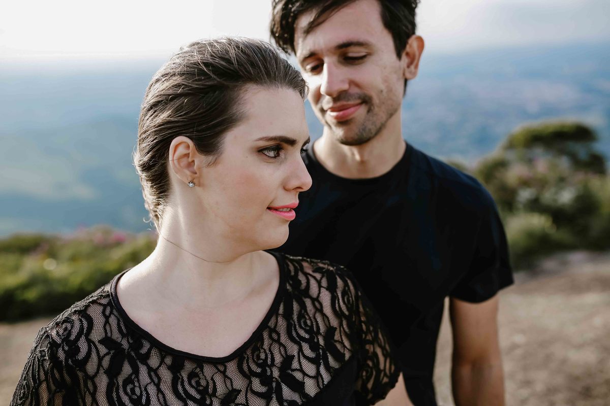 casal em fotos pre casamento