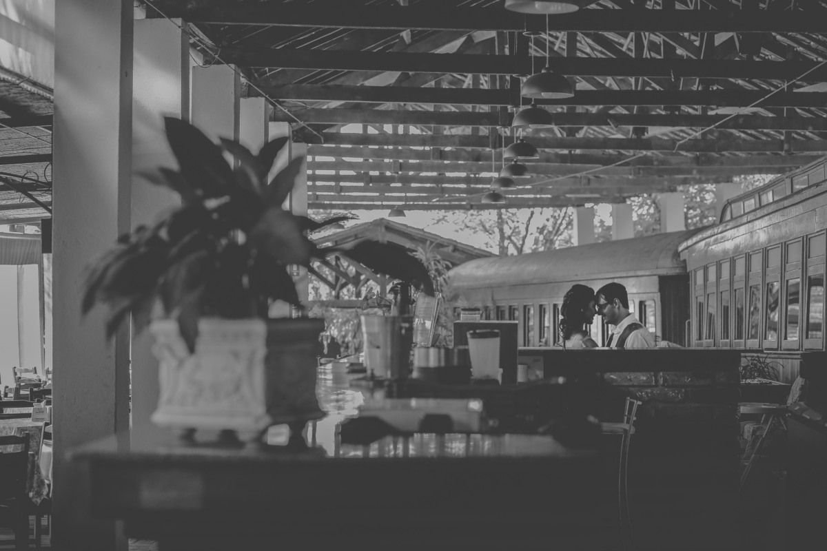 ensaio pre wedding de casal em hotel fazenda duas marias em jaguariuna sp fotografia por Denis Silveira