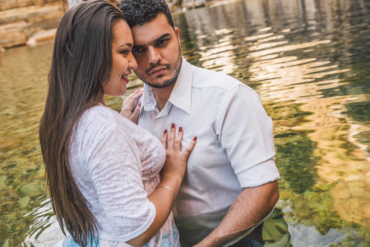 ensaio pré casamento dayane e mauricio em capitolio minas gerais fotografia de casal fotografo de casamentos denis silveira fotografia