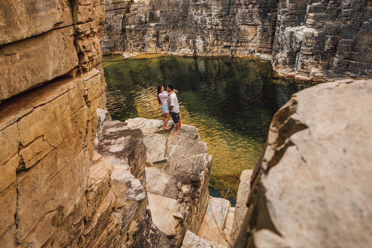 ensaio pré casamento dayane e mauricio em capitolio minas gerais fotografia de casal fotografo de casamentos denis silveira fotografia