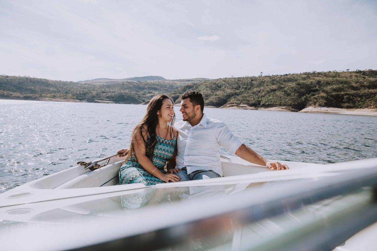 ensaio pré casamento dayane e mauricio em capitolio minas gerais fotografia de casal fotografo de casamentos denis silveira fotografia