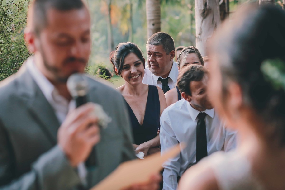fotografia de casamento na roça em fazenda em caconde sp casal de noivos taina e carlos fotos pelo fotografo denis silveira especializado em casamentos