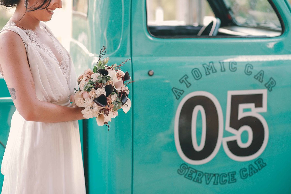 fotografia de casamento na roça em fazenda em caconde sp casal de noivos taina e carlos fotos pelo fotografo denis silveira especializado em casamentos