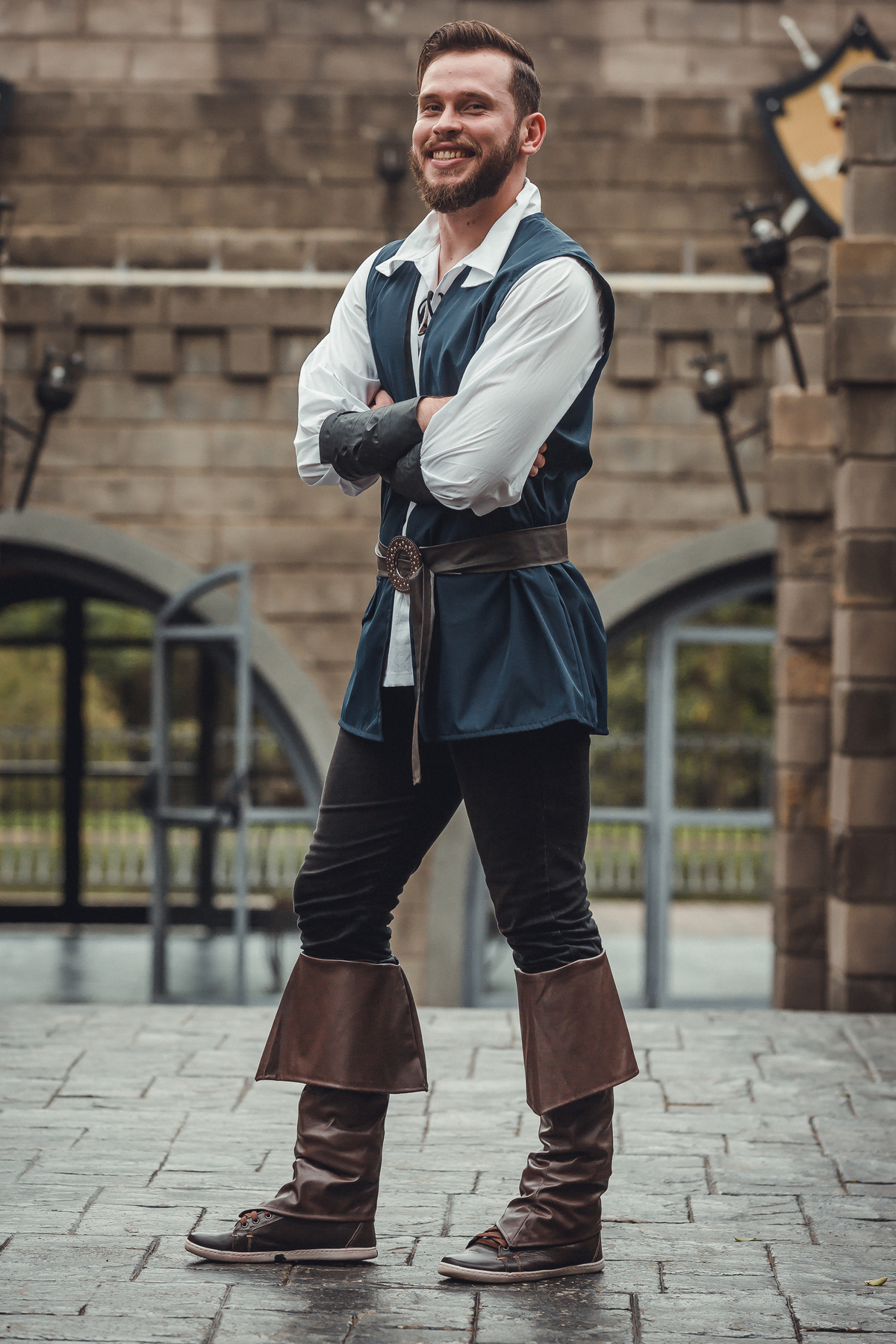 fotos de ensaio de casal pré wedding no tema game of thrones estilo medieval Bianca e Leandro no Castelo dos Vinhais em Vinhedo São Paulo fotografia pelo fotografo Denis Silveira Fotografia