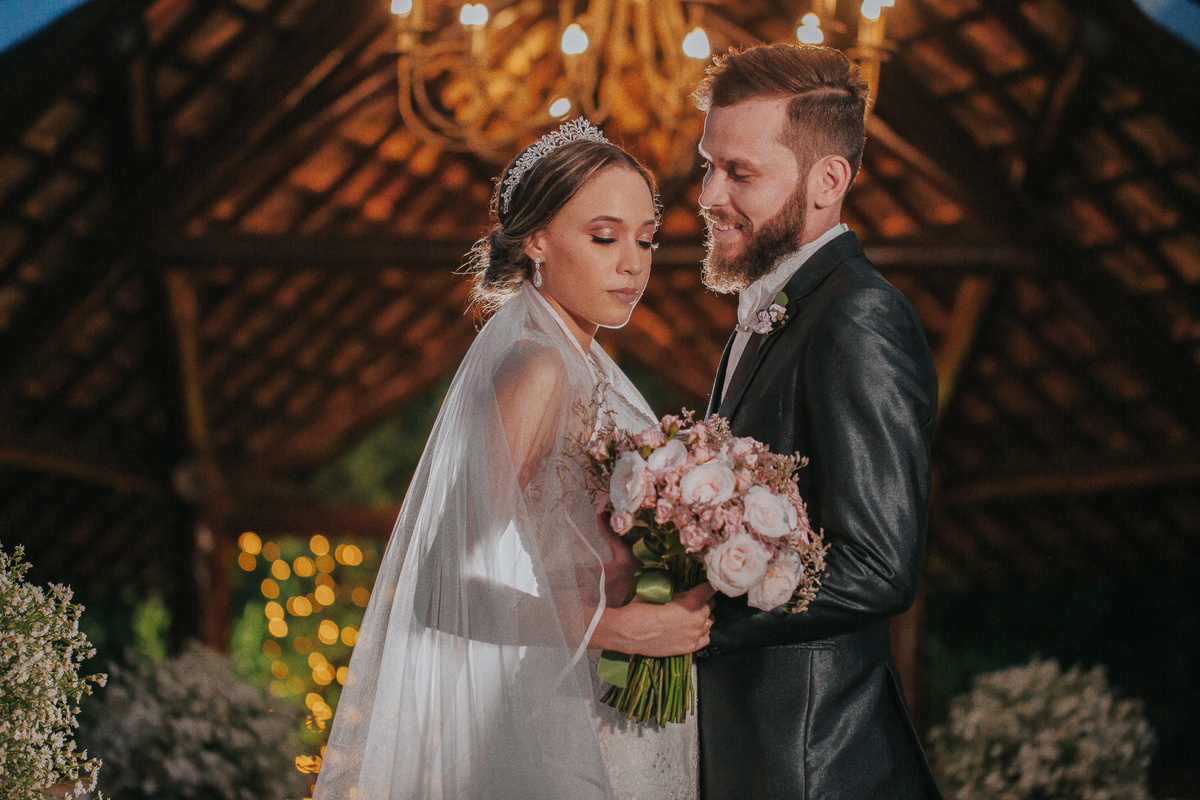 fotos casamento de dia casal de noivos bianca e leandro no espaço Kratos em vinhedo sp fotografo especializado casamentos denis silveira fotografia