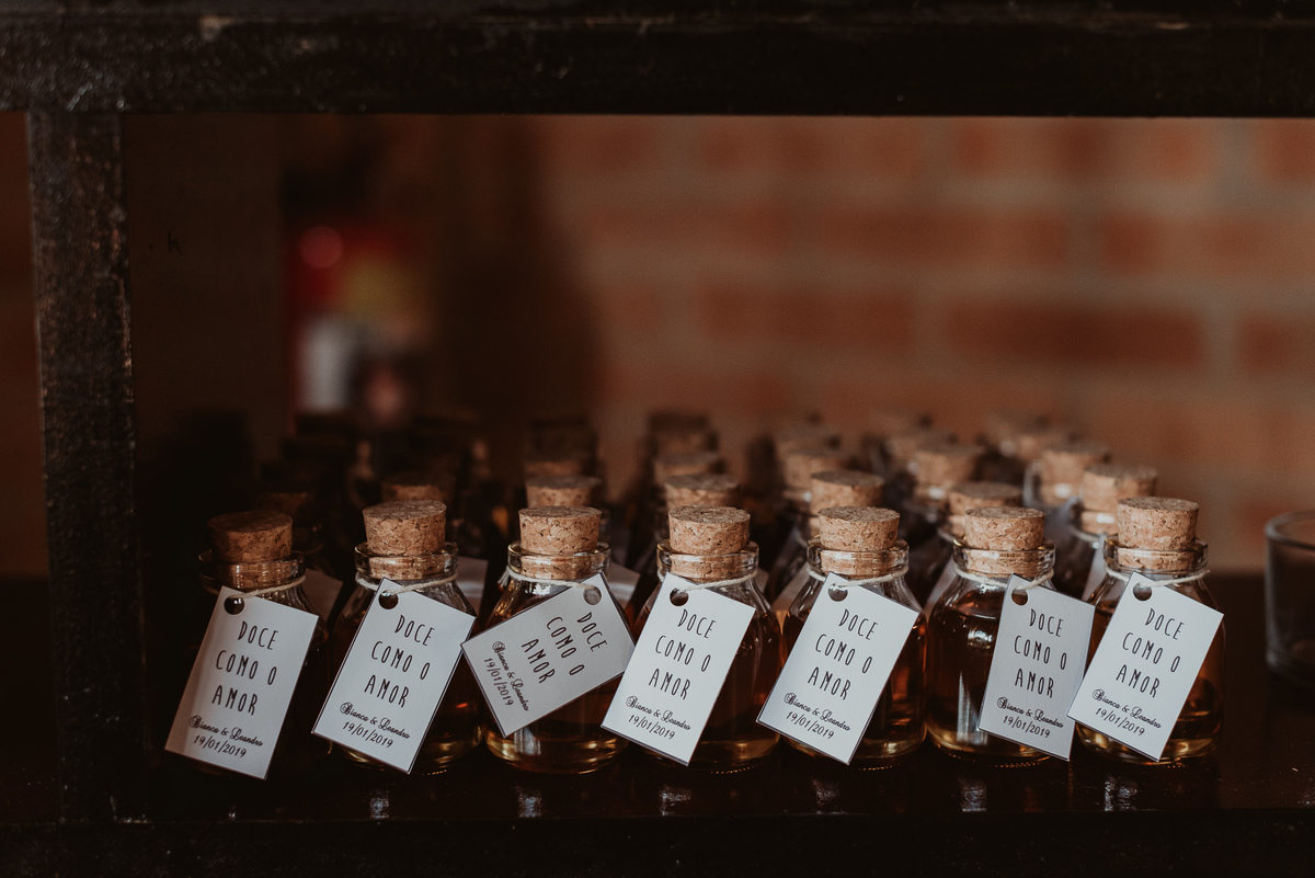 fotos casamento de dia casal de noivos bianca e leandro no espaço Kratos em vinhedo sp fotografo especializado casamentos denis silveira fotografia