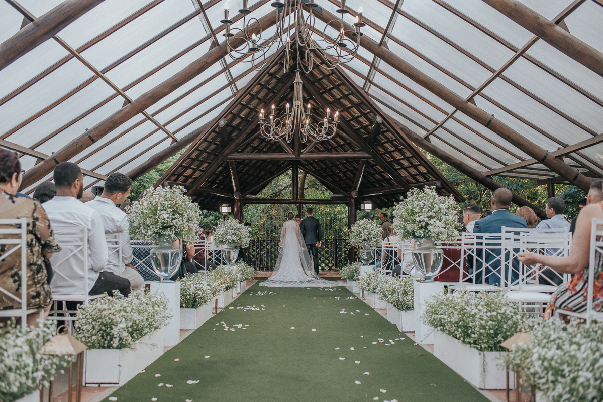 fotos casamento de dia casal de noivos bianca e leandro no espaço Kratos em vinhedo sp fotografo especializado casamentos denis silveira fotografia