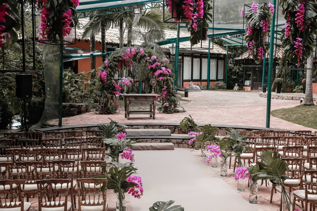 fotografia de casamento do casal de noivos Marina e Mario Eduardo na Casa da Fazenda no Morumbi em Sao Paulo SP fotos pelo fotografo Denis Silveira Fotografia