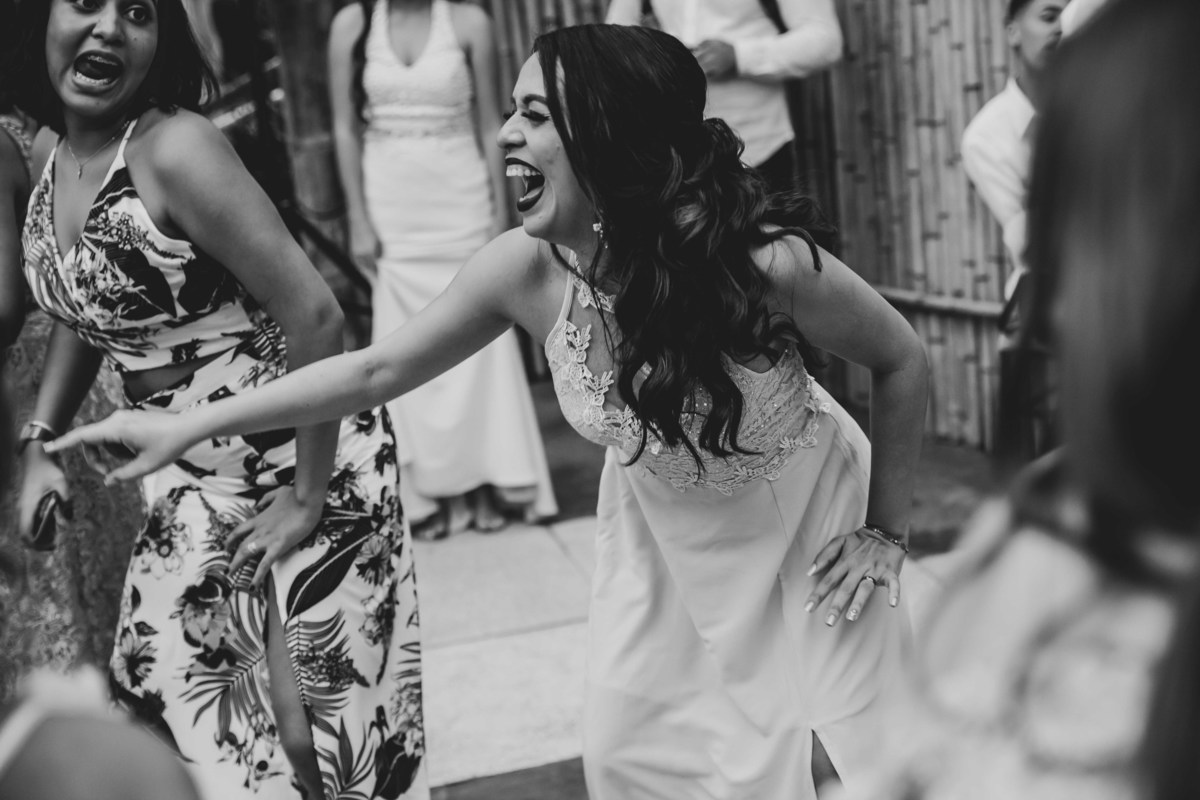 fotografia do casamento do casal Thamires e Gabriel realizado em Sao Bernardo do Campo SP no espaco Bambu do Riacho fotos pelo fotografo Denis Silveira