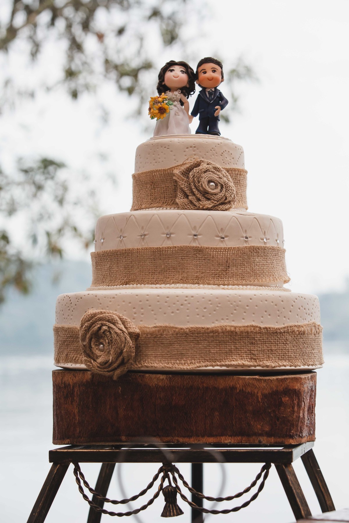fotografia do casamento do casal Thamires e Gabriel realizado em Sao Bernardo do Campo SP no espaco Bambu do Riacho fotos pelo fotografo Denis Silveira
