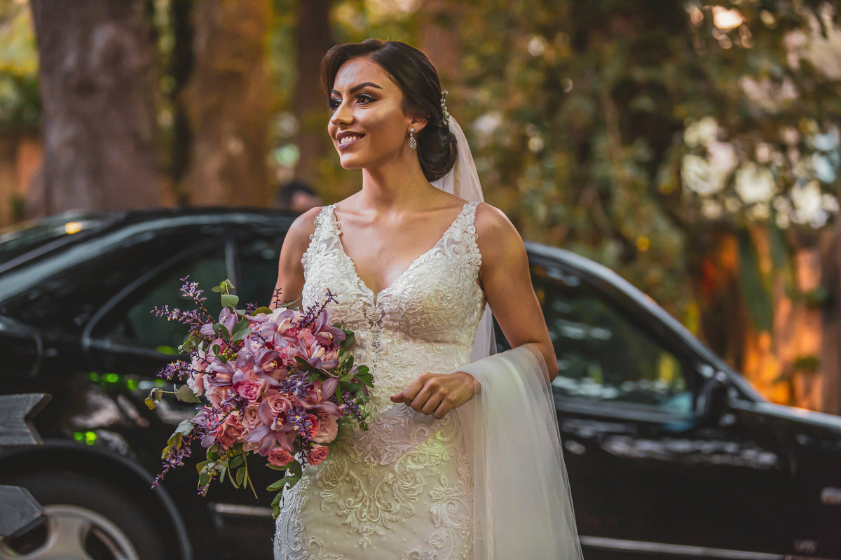fotos de casamento casal de noivos regiane e fabio no espaco quinta das brumelias em campinas sp pelo fotografo denis silveira especializado em casamentos wedding photography