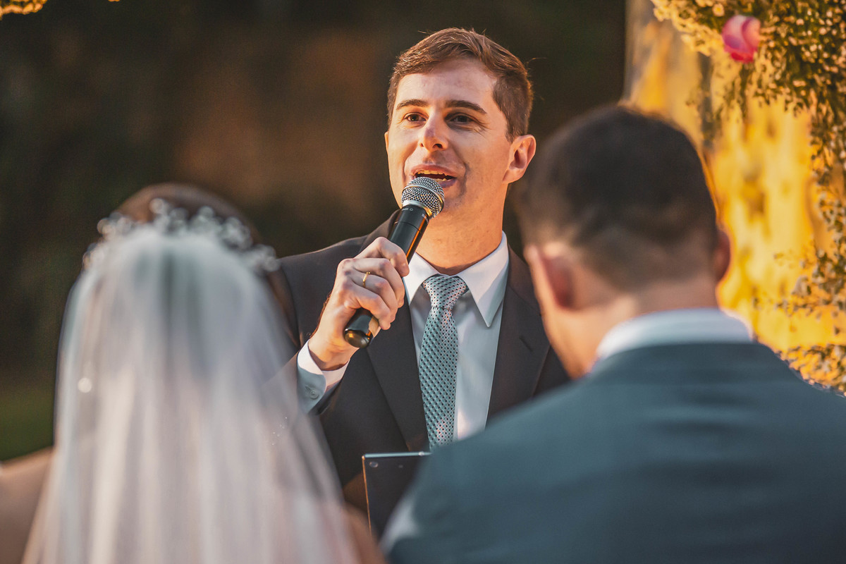 fotos de casamento casal de noivos regiane e fabio no espaco quinta das brumelias em campinas sp pelo fotografo denis silveira especializado em casamentos wedding photography