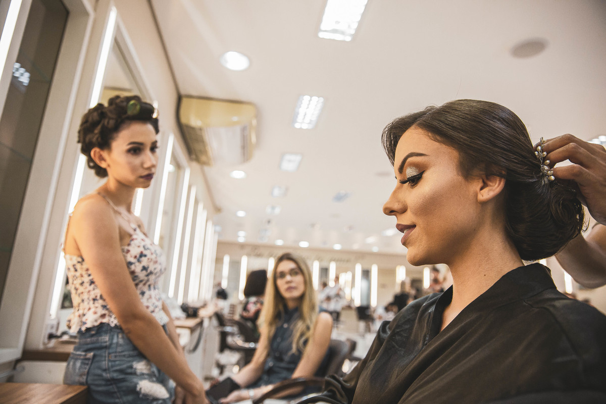 fotos de casamento casal de noivos regiane e fabio no espaco quinta das brumelias em campinas sp pelo fotografo denis silveira especializado em casamentos wedding photography