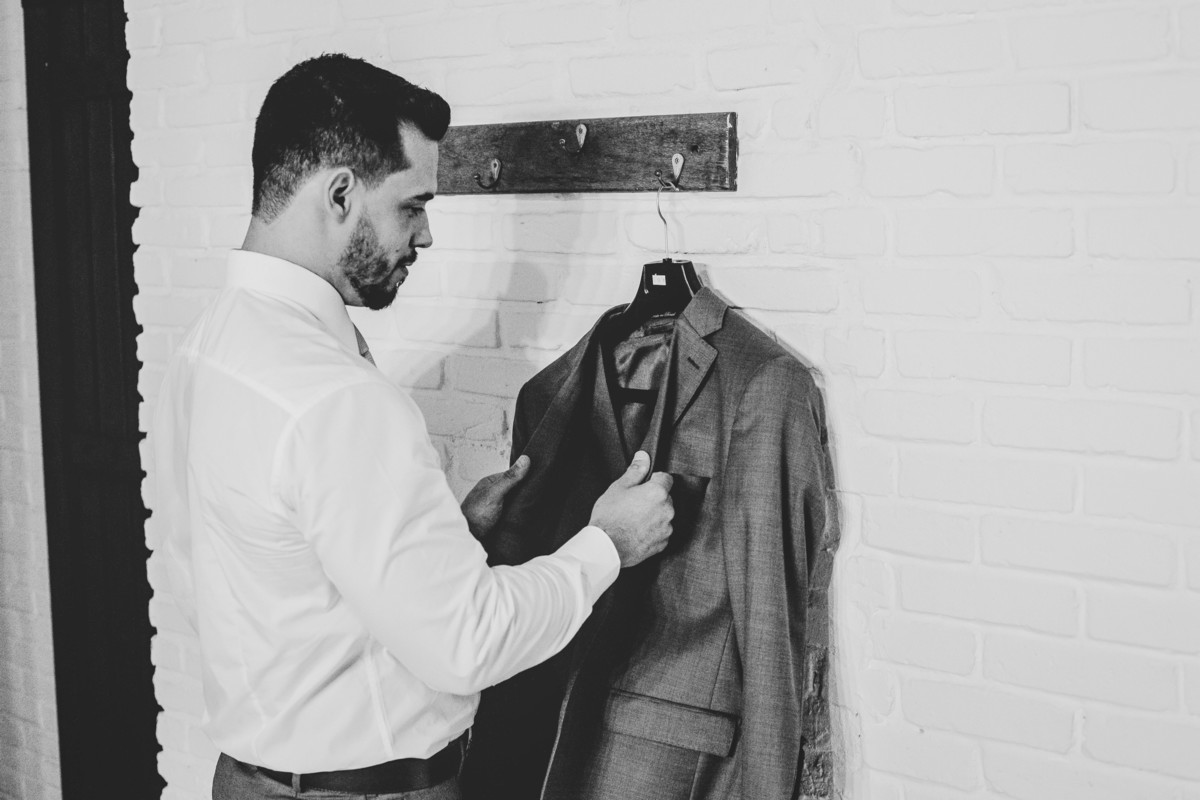 fotos de casamento casal de noivos regiane e fabio no espaco quinta das brumelias em campinas sp pelo fotografo denis silveira especializado em casamentos wedding photography