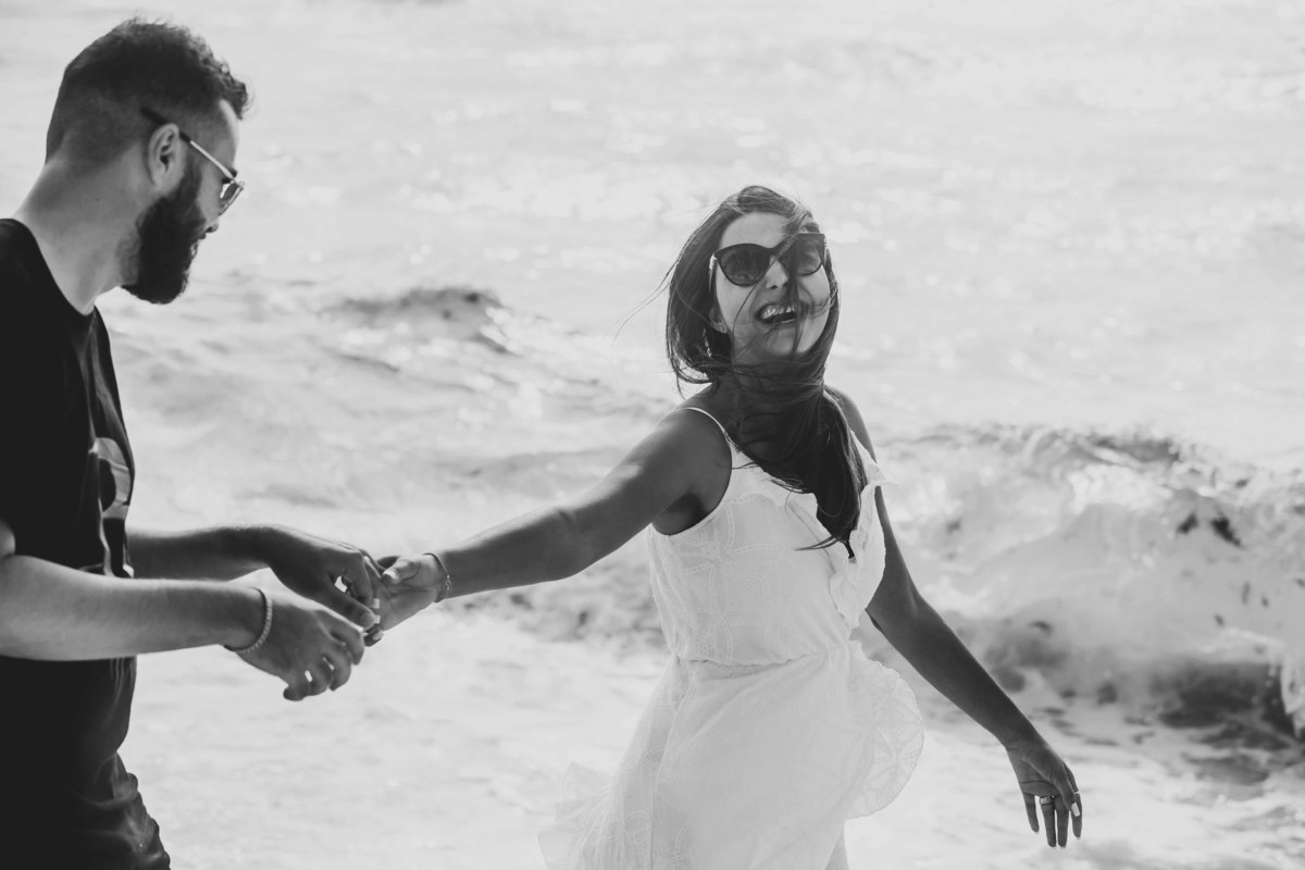 fotos ensaio casal karen e felipe na praia em Cancún no mexcio fotos pelo fotografo denis silveira fotografia especilizada em casamentos