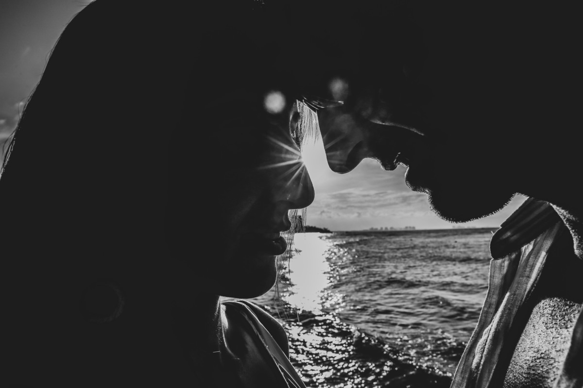 ensaio de casal pre wedding pricila e rafael na praia em cancun mexico no hotel hyatt ziva all inclusive fotos do fotografo denis silveira fotografia