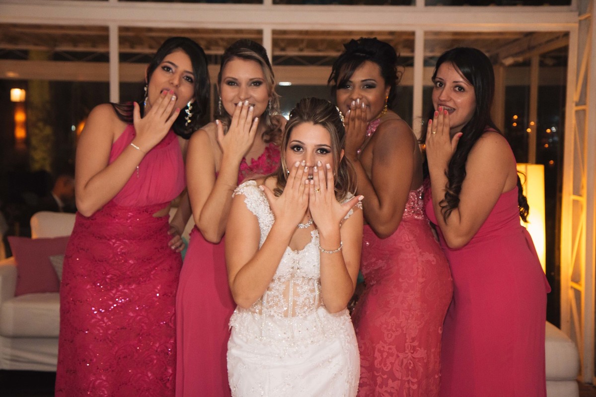 noiva com as madrinhas