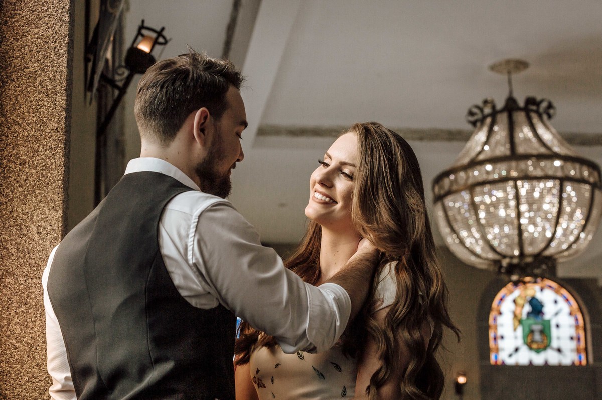 fotos de ensaio de casal pré wedding priscila e matheus no Castelo dos Vinhais em Vinhedo São Paulo fotografia pelo fotografo Denis Silveira Fotografia