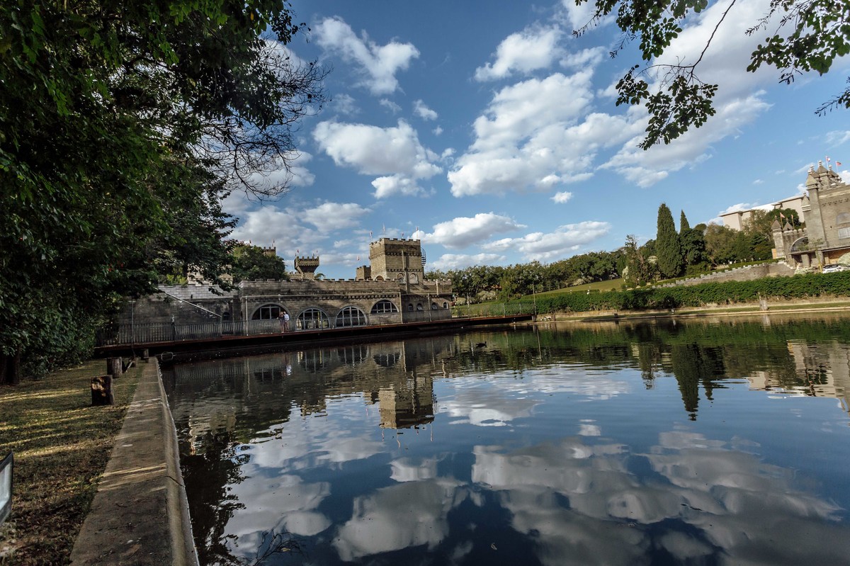 fotos de ensaio de casal pré wedding priscila e matheus no Castelo dos Vinhais em Vinhedo São Paulo fotografia pelo fotografo Denis Silveira Fotografia