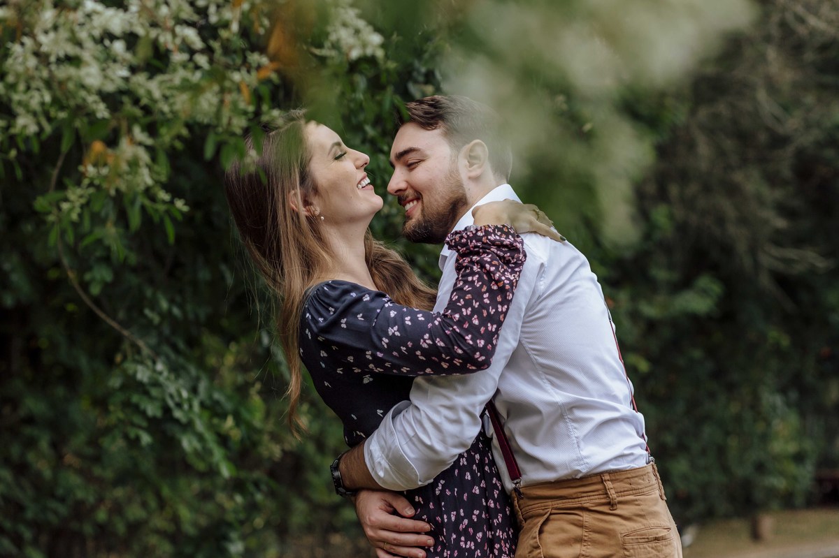 fotos de ensaio de casal pré wedding priscila e matheus no Castelo dos Vinhais em Vinhedo São Paulo fotografia pelo fotografo Denis Silveira Fotografia