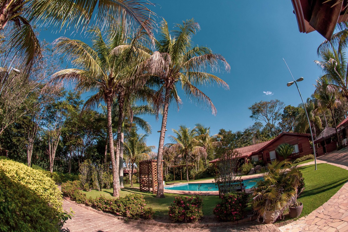 fotos casamento casal de noivos jessica e daniel em louveira no espaco buffet sumatra fotografia pelo fotografo denis silveira