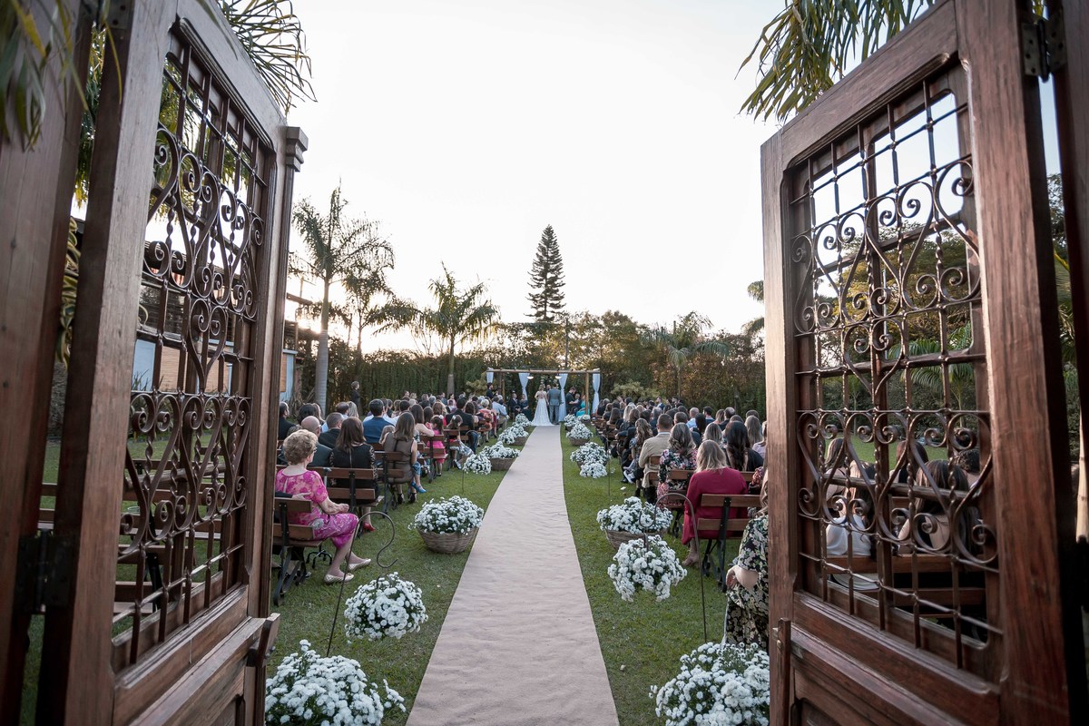 fotos casamento casal de noivos jessica e daniel em louveira no espaco buffet sumatra fotografia pelo fotografo denis silveira