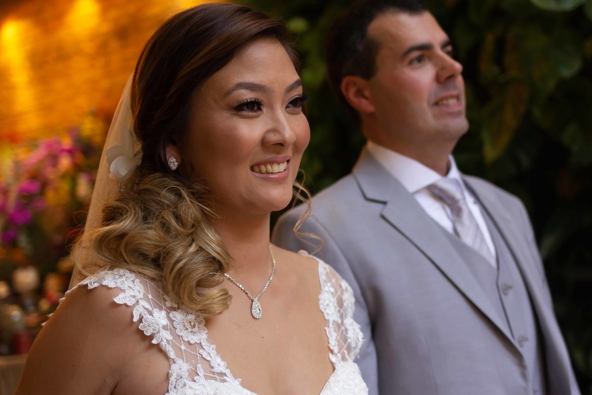 fotos casamento casal fernanda e douglas em sao paulo sp vila madalena espaco de eventos celeiro quintal fotografia por denis silveira