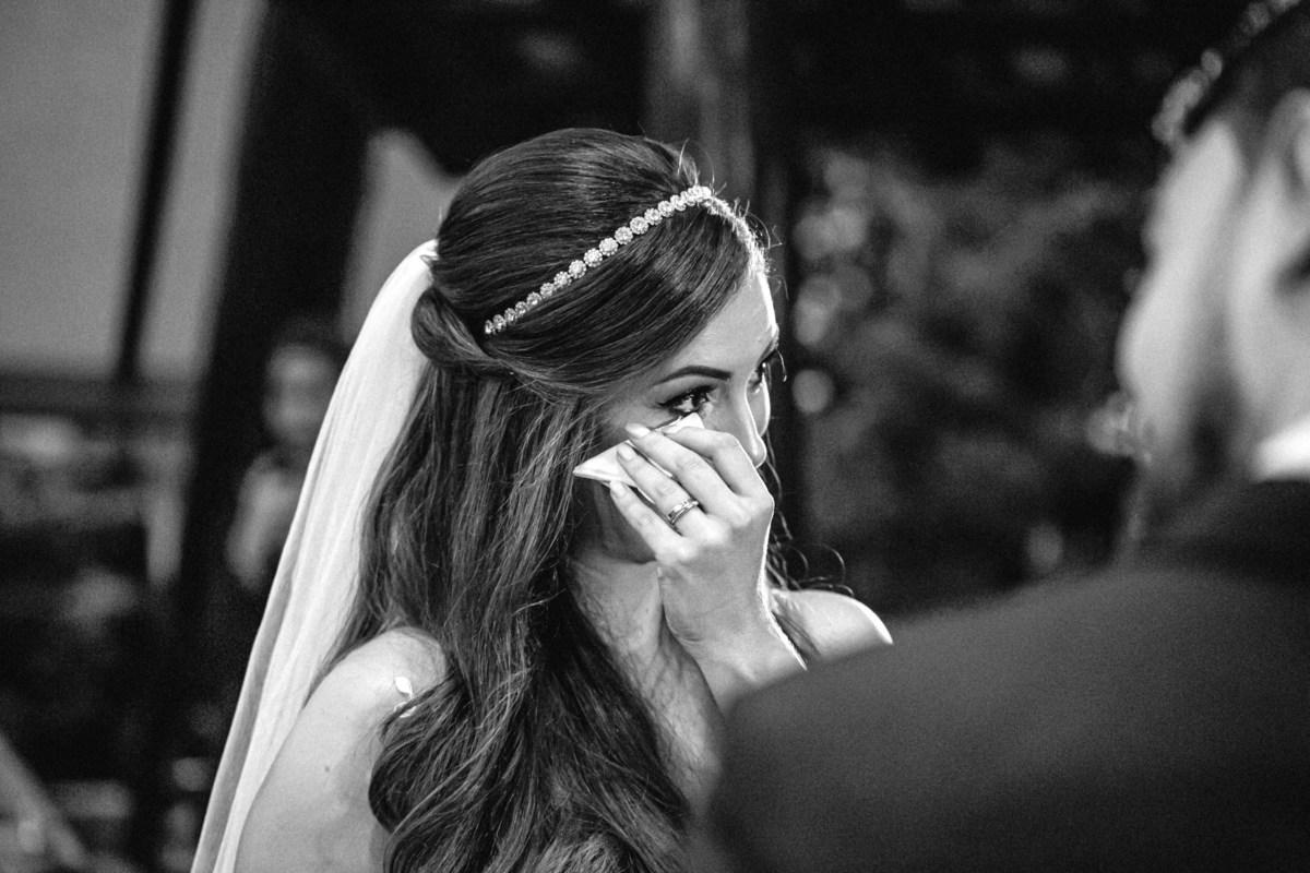 fotografia casamento casal noivos priscilla e matheus no espaco kratos em vinhedo sp imagens pelo fotografo denis silveira