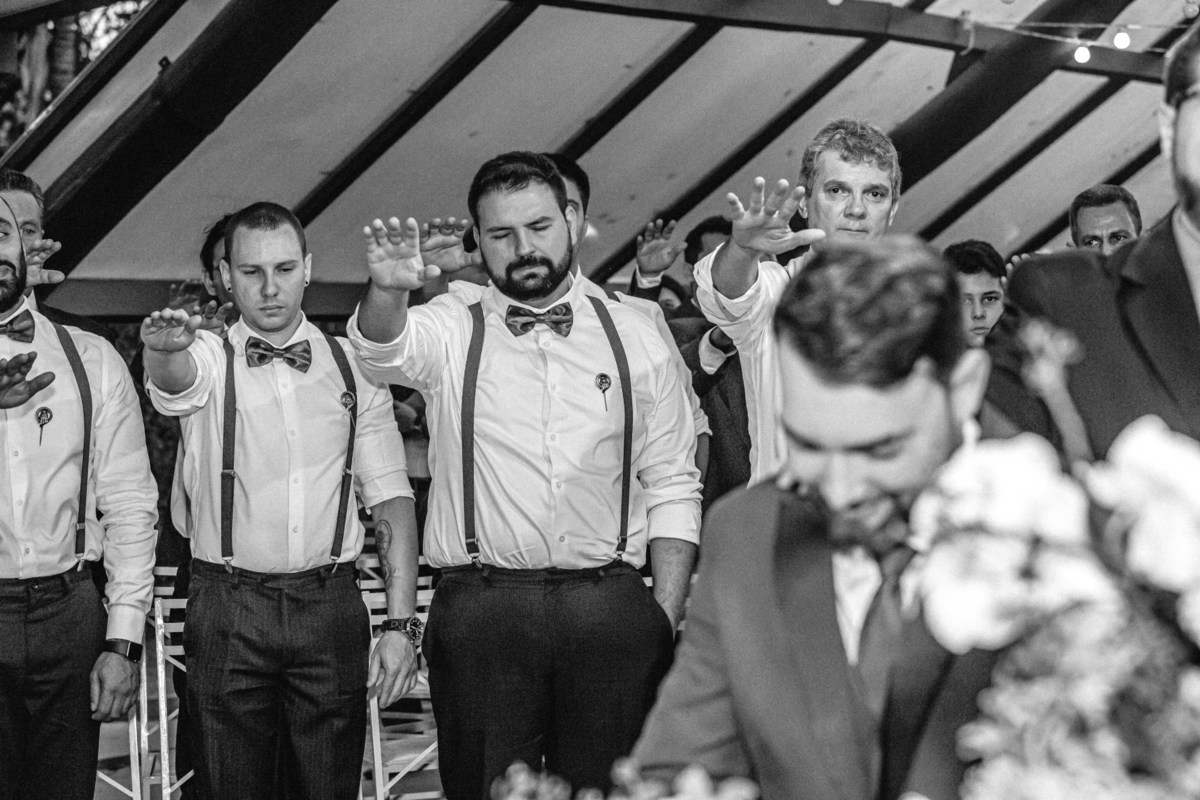 fotografia casamento casal noivos priscilla e matheus no espaco kratos em vinhedo sp imagens pelo fotografo denis silveira