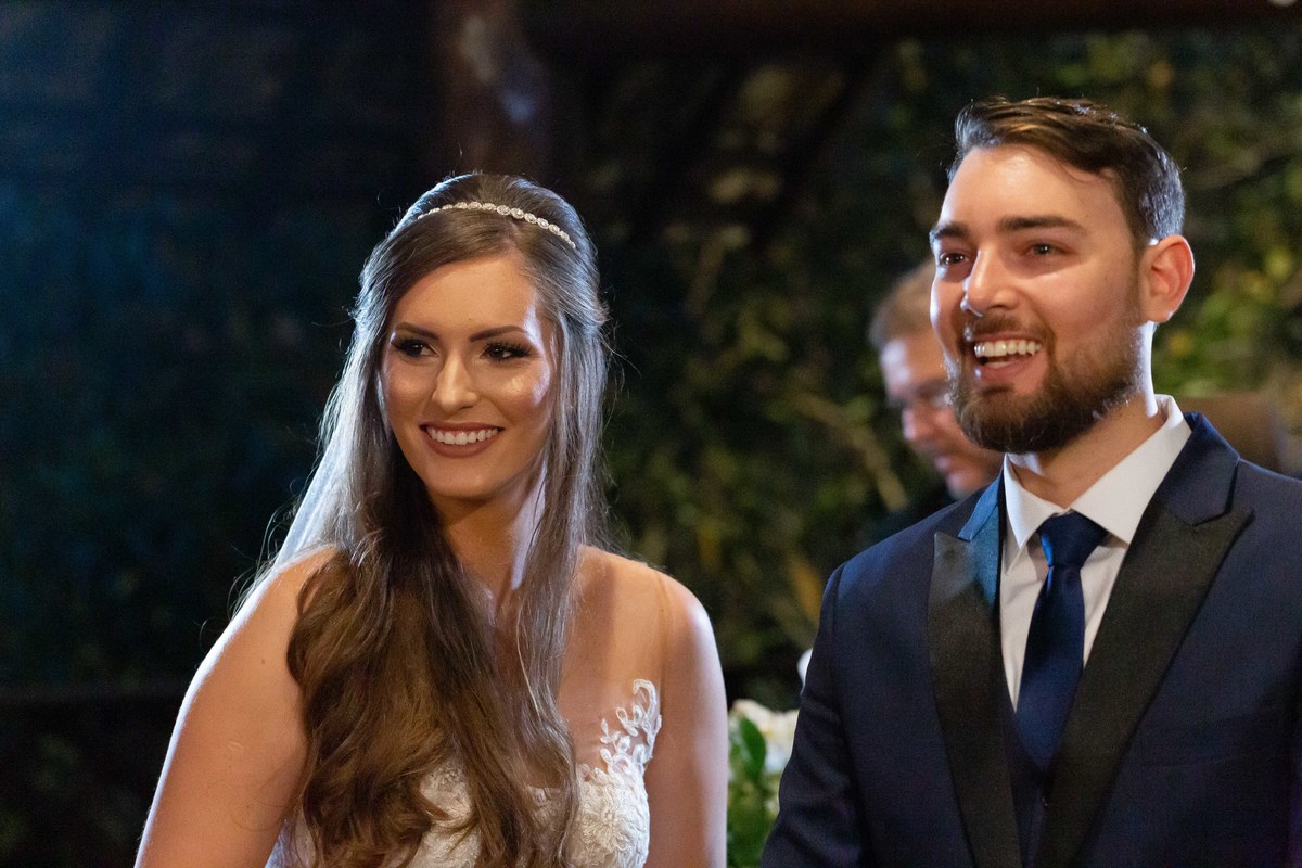 fotografia casamento casal noivos priscilla e matheus no espaco kratos em vinhedo sp imagens pelo fotografo denis silveira