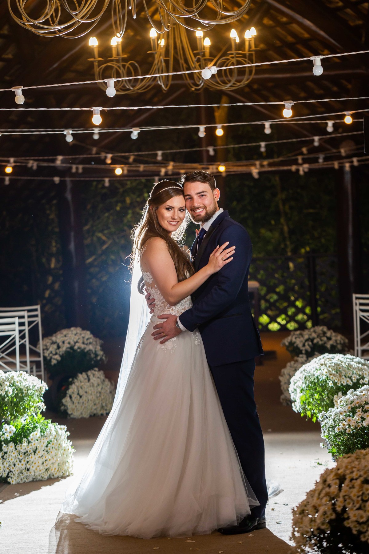 fotografia casamento casal noivos priscilla e matheus no espaco kratos em vinhedo sp imagens pelo fotografo denis silveira