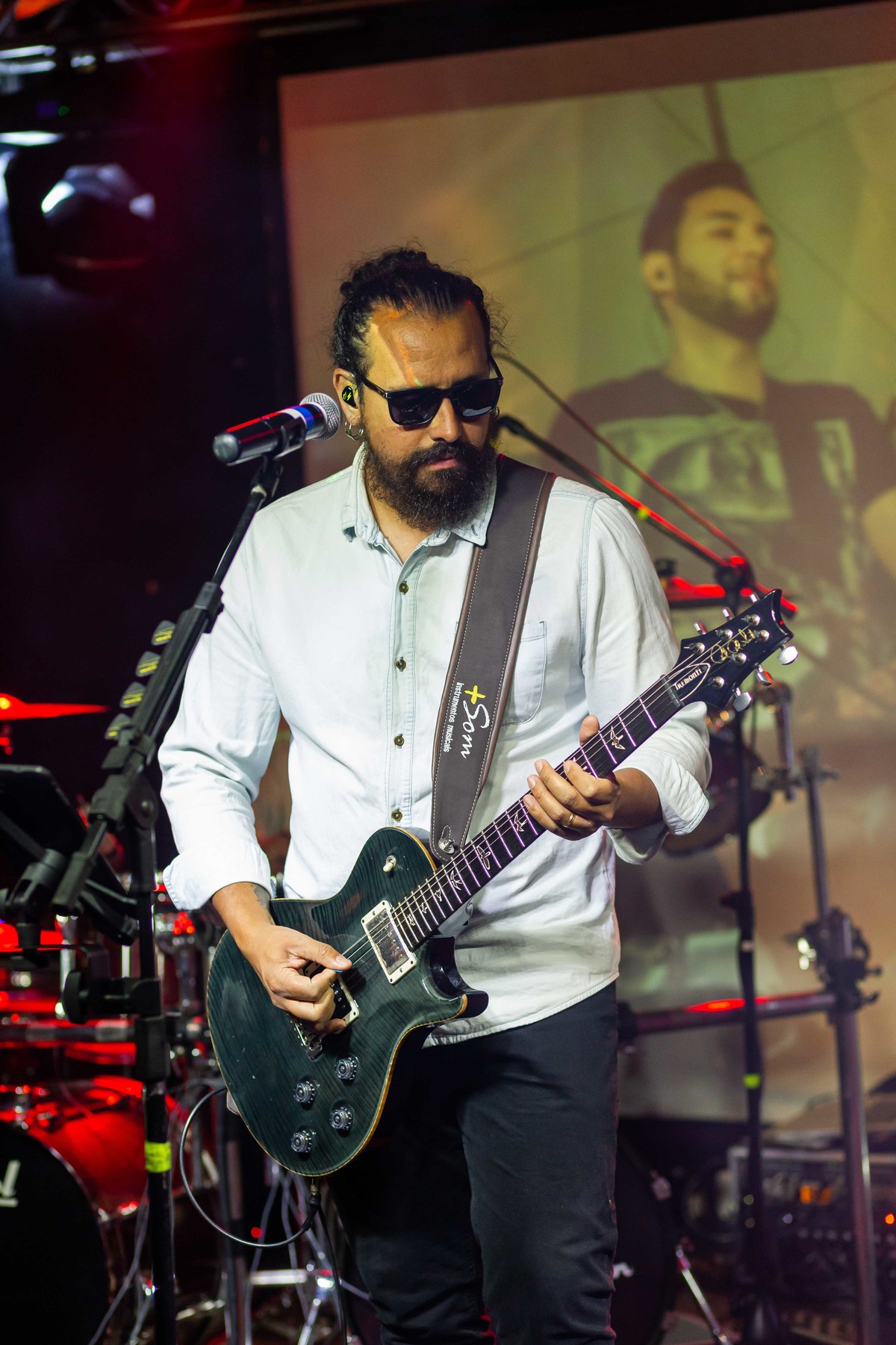 fotografia casamento casal noivos priscilla e matheus no espaco kratos em vinhedo sp imagens pelo fotografo denis silveira