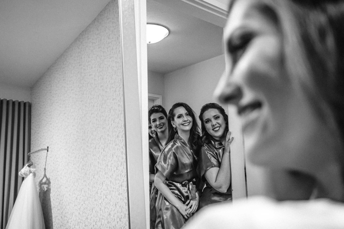 fotografia casamento casal noivos priscilla e matheus no espaco kratos em vinhedo sp imagens pelo fotografo denis silveira