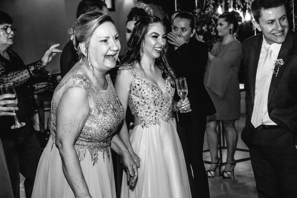 noivos vanessa e bruno em jundiai sp no espaco casa giglio fotos pelo fotografo denis silveira fotografia