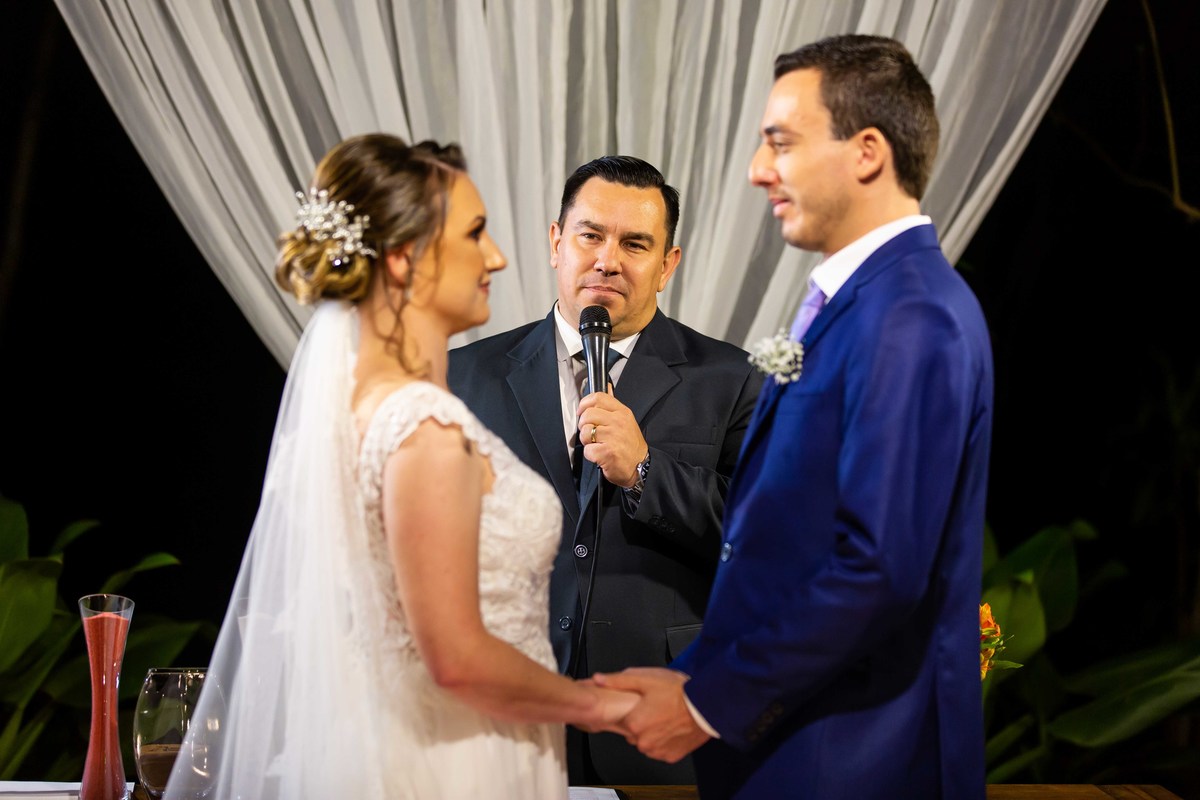 noivos vanessa e bruno em jundiai sp no espaco casa giglio fotos pelo fotografo denis silveira fotografia