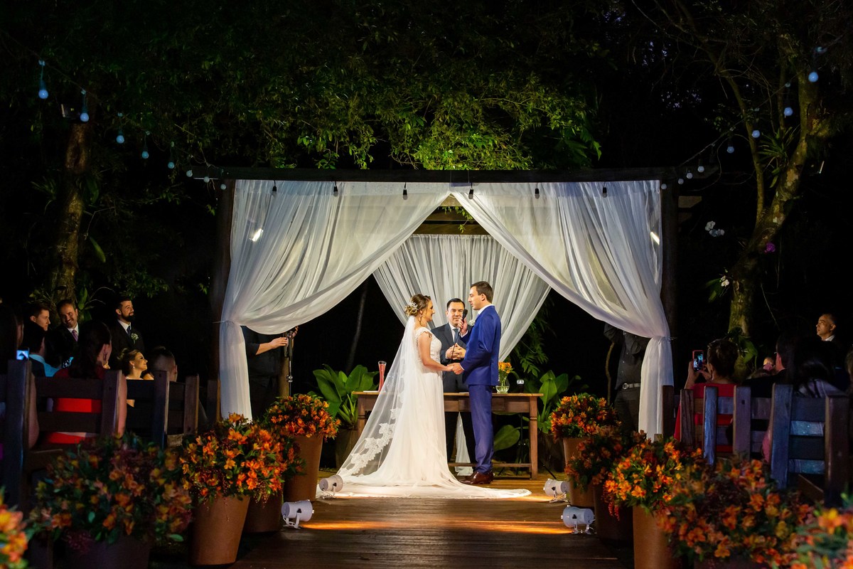 noivos vanessa e bruno em jundiai sp no espaco casa giglio fotos pelo fotografo denis silveira fotografia