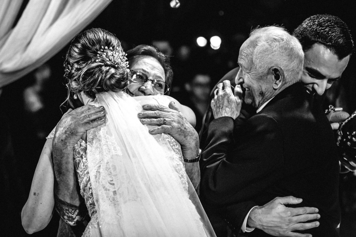 noivos vanessa e bruno em jundiai sp no espaco casa giglio fotos pelo fotografo denis silveira fotografia