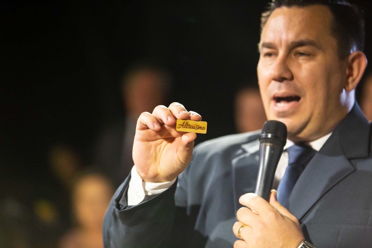 noivos vanessa e bruno em jundiai sp no espaco casa giglio fotos pelo fotografo denis silveira fotografia