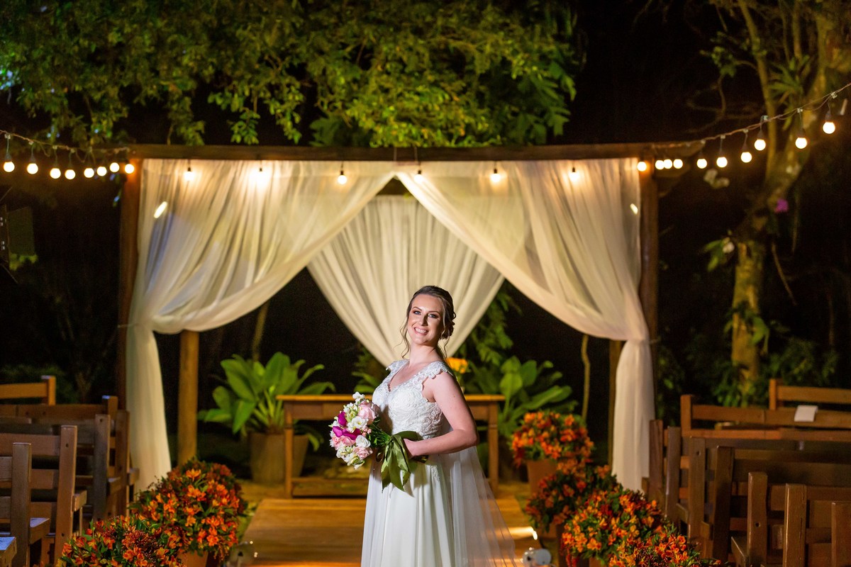 noivos vanessa e bruno em jundiai sp no espaco casa giglio fotos pelo fotografo denis silveira fotografia