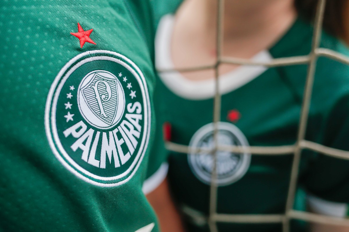 fotos ensaio casal noivos barbara e bruno estadio de futebol allianz parque palestra italia palmeiras fotografo denis silveira fotografia