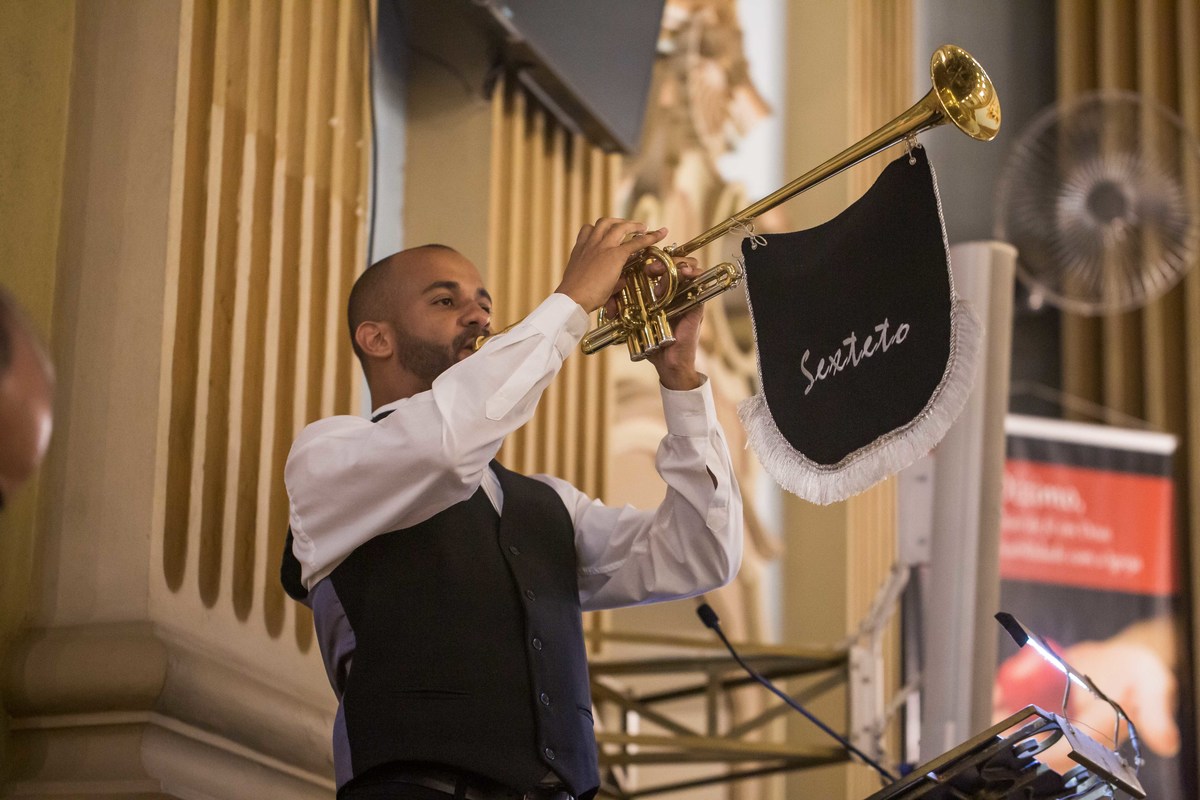 fotos casamento casal noivos gabriela e paulo em igreja catolica campinas sp fotografo denis silveira fotografia