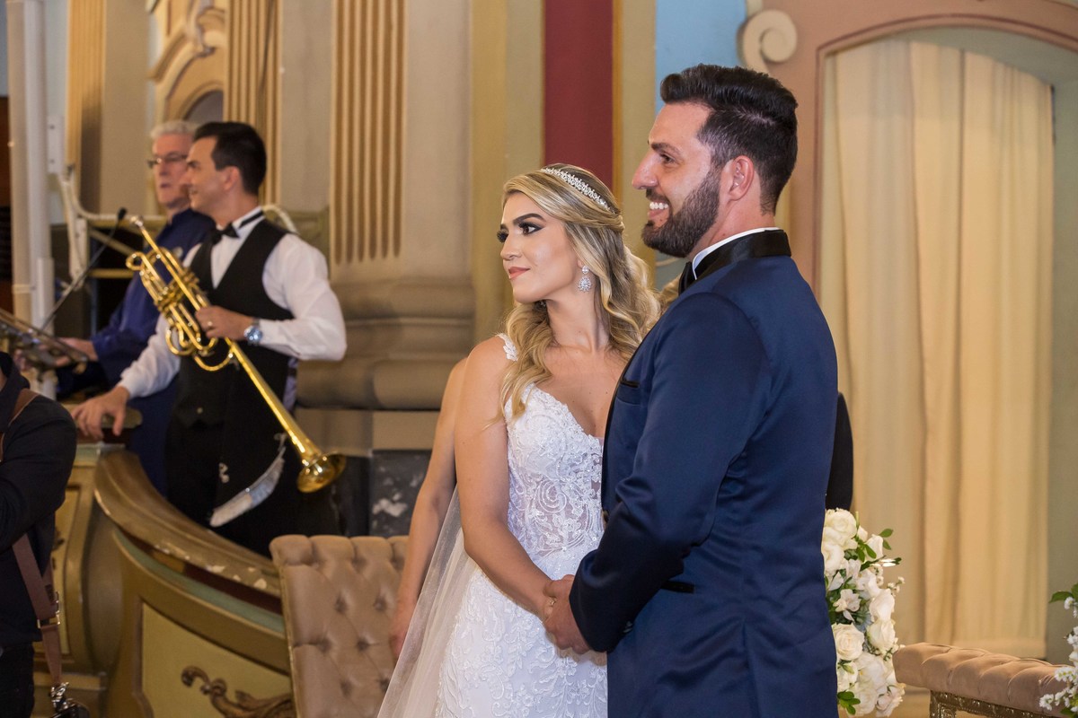 fotos casamento casal noivos gabriela e paulo em igreja catolica campinas sp fotografo denis silveira fotografia