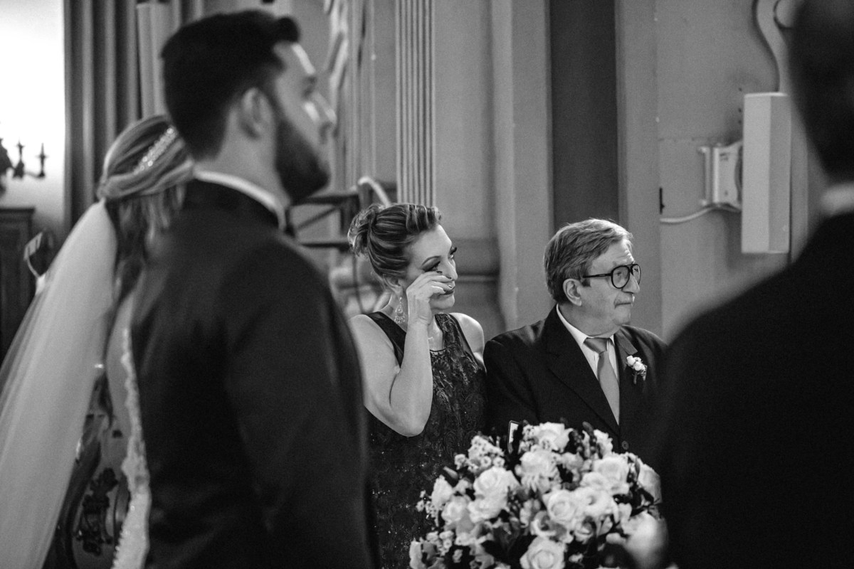 fotos casamento casal noivos gabriela e paulo em igreja catolica campinas sp fotografo denis silveira fotografia